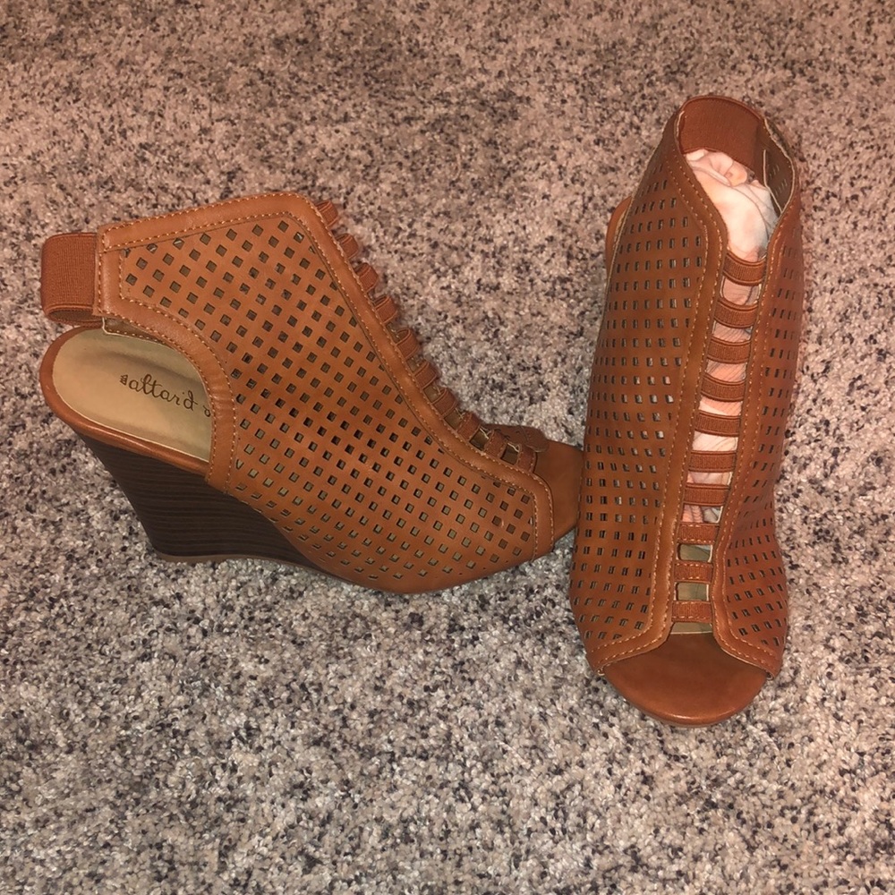 Faux Lace Up wedges